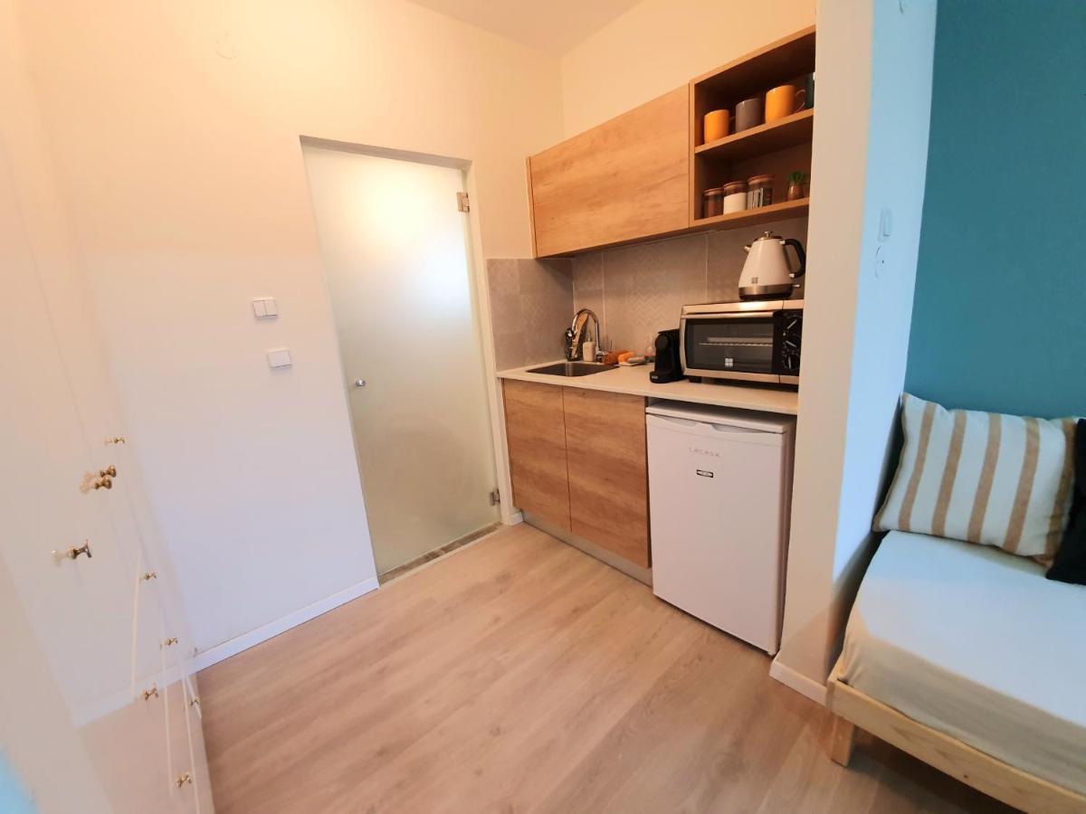 Sunshine Suite Boutique Only 5 Min Walk To The Beach - By Seaelo Eilat Exteriör bild