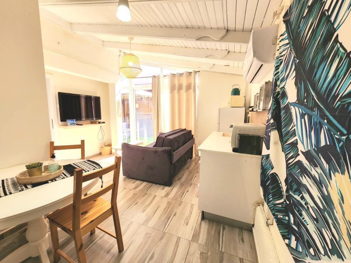 Sunshine Suite Boutique Only 5 Min Walk To The Beach - By Seaelo Eilat Exteriör bild