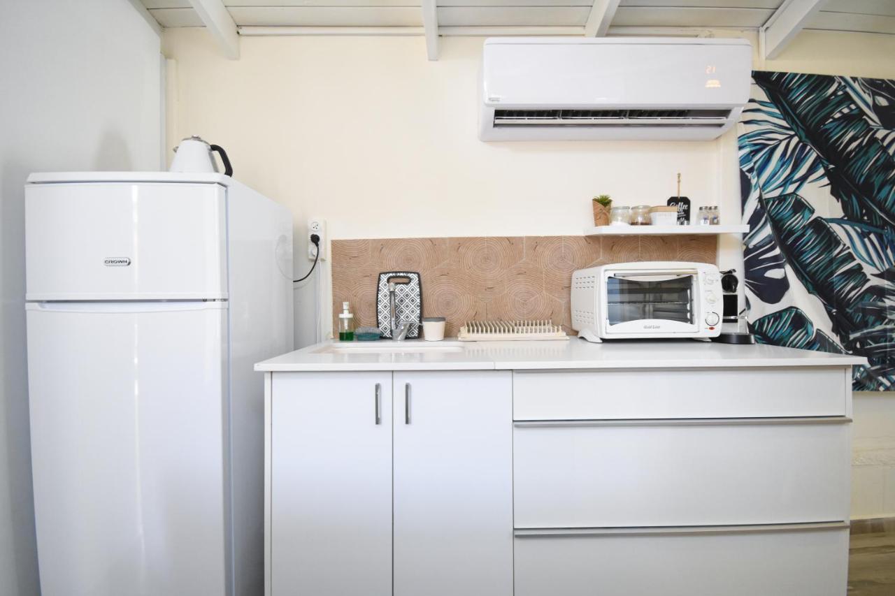 Sunshine Suite Boutique Only 5 Min Walk To The Beach - By Seaelo Eilat Exteriör bild
